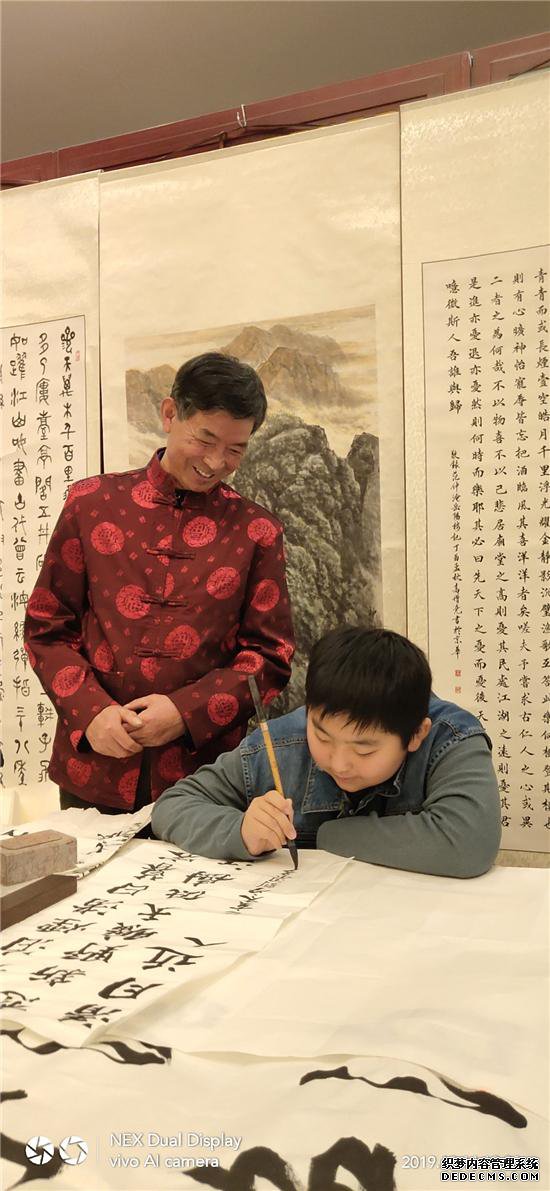 第十九期国粹书画进百姓家书画展在北京紫玉饭店举行