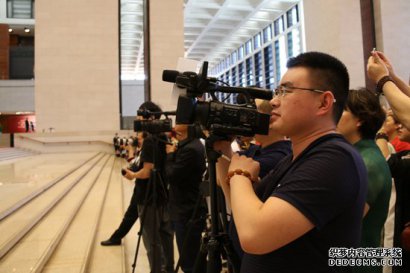 飞驰环球文化传播集团面向全球招募新闻采编记者的通知